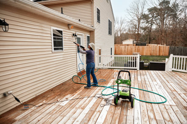 Best Sidewalk Pressure Washing  in Darlington, WI